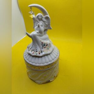 Vintage Lenox Angel Music Box